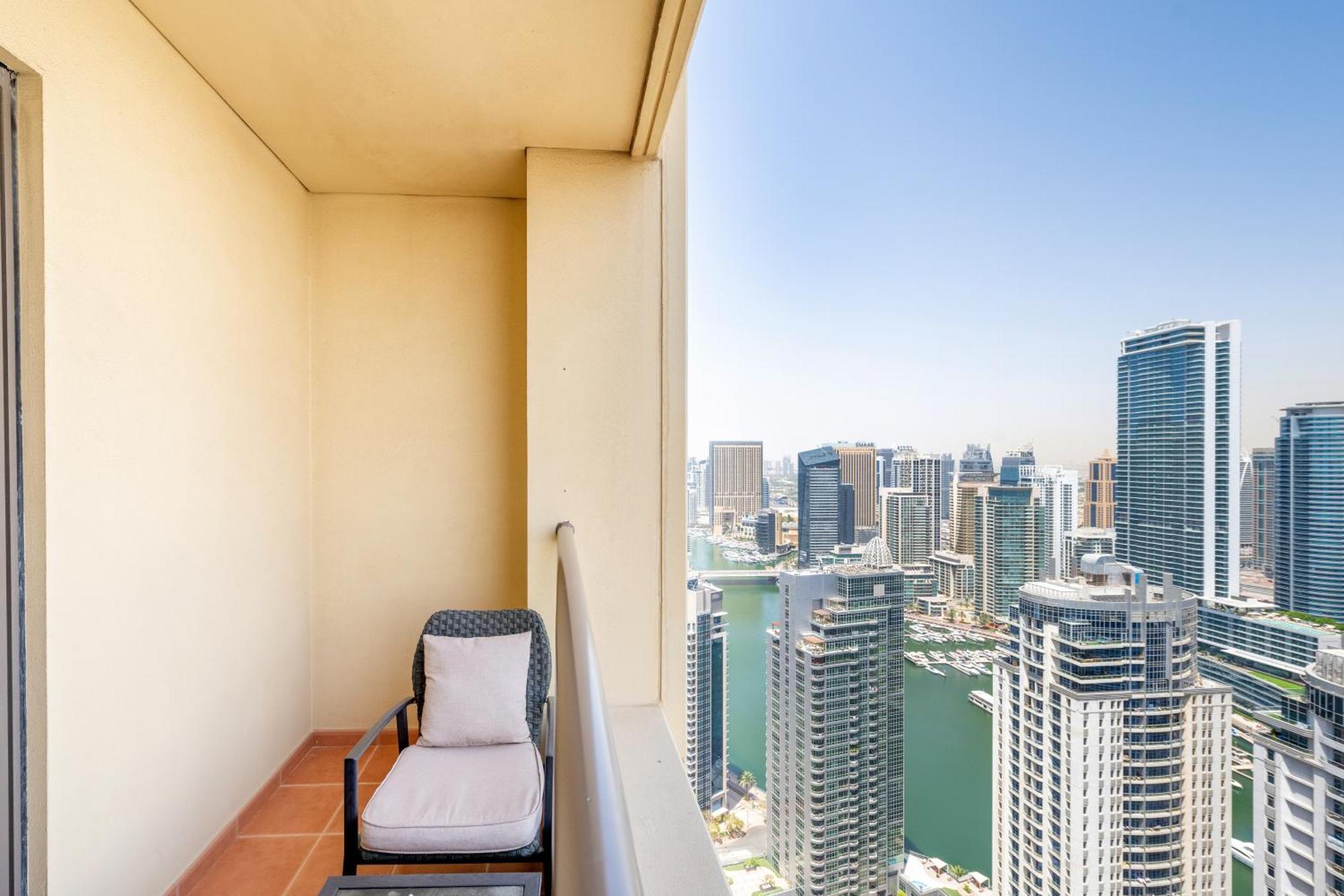 Luxury Jbr Shams - Marina View - Free 5 Star Access! Appartement Dubaï